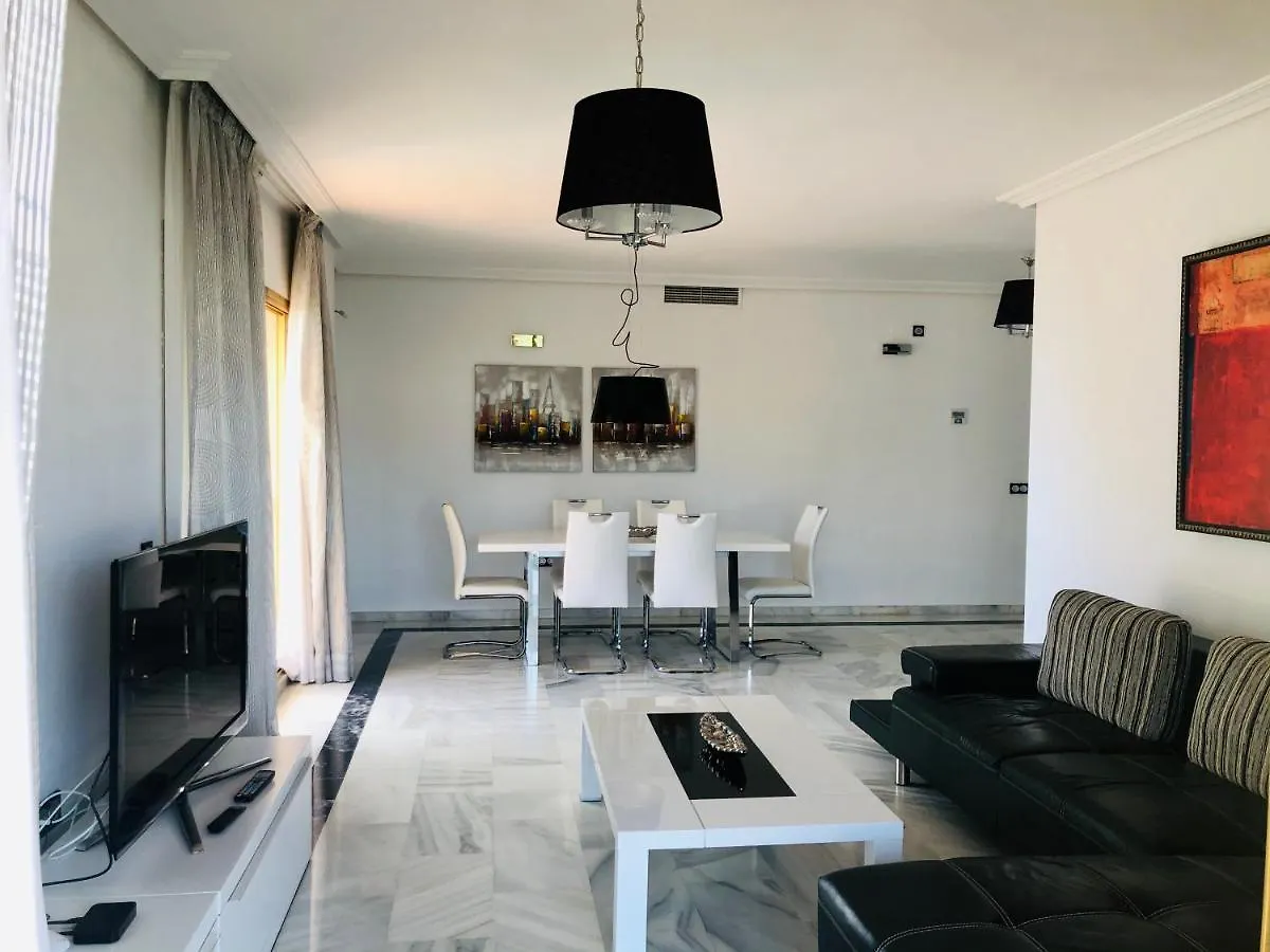 Rentcostadelsol Fuengirola Dona Sofia A