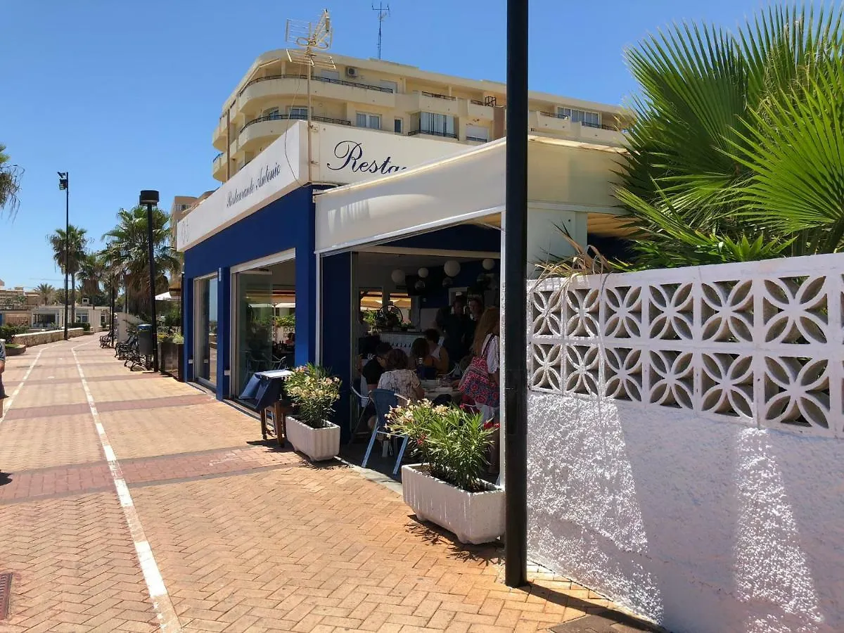 Rentcostadelsol Fuengirola Dona Sofia A Spain